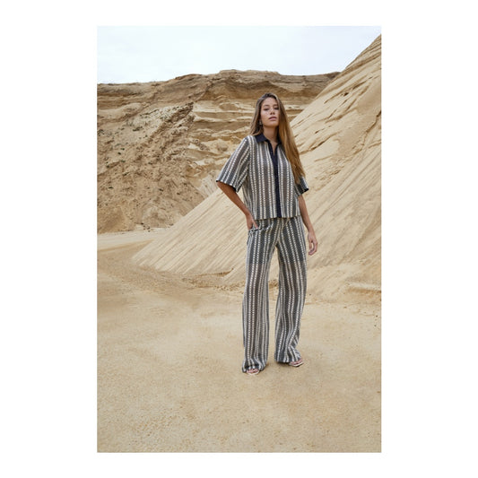 Minus - MSNila Pant