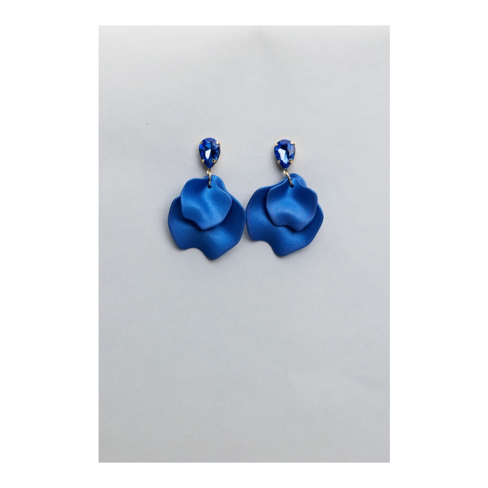 Bow 19 leaf earrings dark blue cz